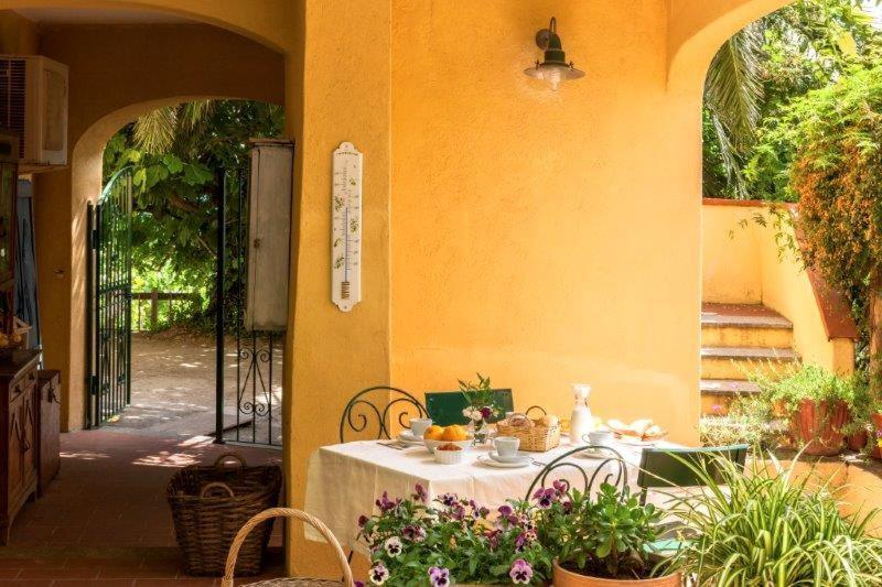 Agriturismo La Selva Hotel Finale Ligure Kültér fotó
