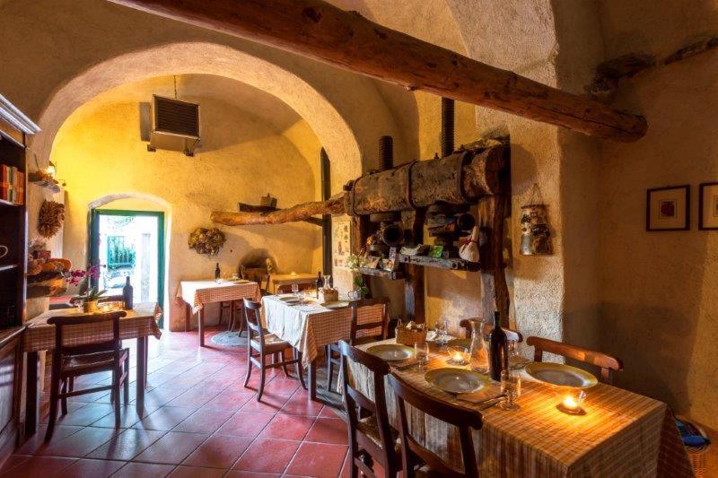 Agriturismo La Selva Hotel Finale Ligure Kültér fotó